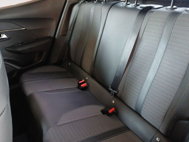 Peugeot 2008 Allure Pack BlueHDI 81kW (110CV)  - Foto 11