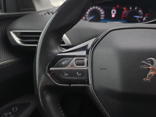 Peugeot 3008 1.5 BlueHDi 96kW (130CV) S&S Active Pack  - Foto 18