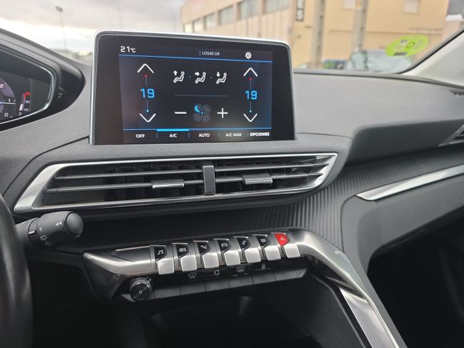 Peugeot 3008 1.5 BlueHDi 96kW (130CV) S&S Active Pack  - Foto 14