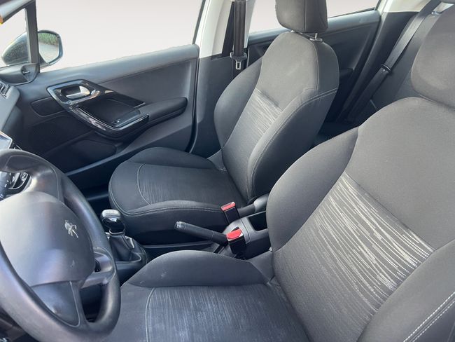 Peugeot 208 5P BUSINESS LINE 1.6 BlueHDi 55KW (75CV)  - Foto 11