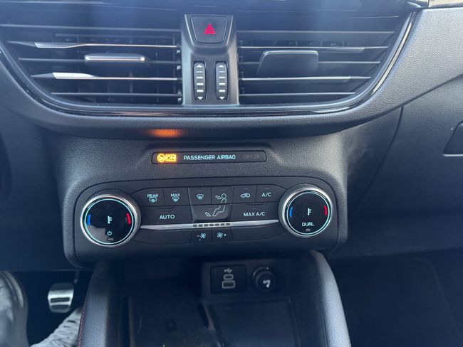 Ford Kuga ST-Line X 1.5T EcoBoost 110kW (150CV)  - Foto 18