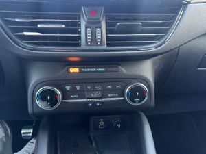 Ford Kuga ST-Line X 1.5T EcoBoost 110kW (150CV)  - Foto 33