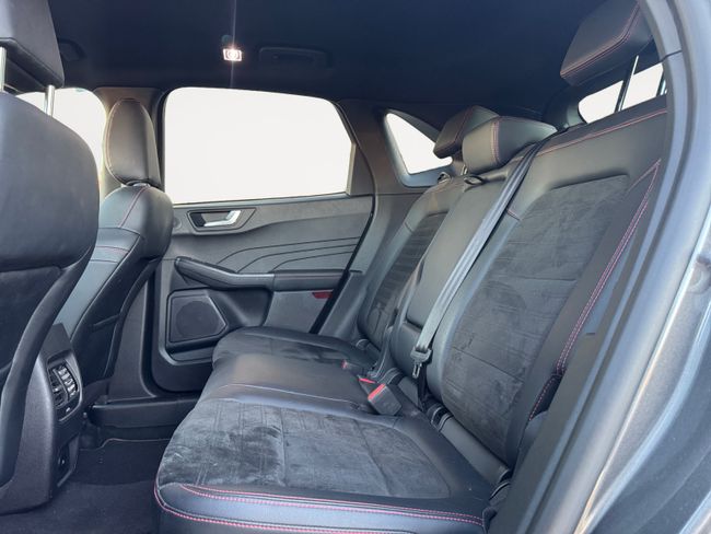 Ford Kuga ST-Line X 1.5T EcoBoost 110kW (150CV)  - Foto 11