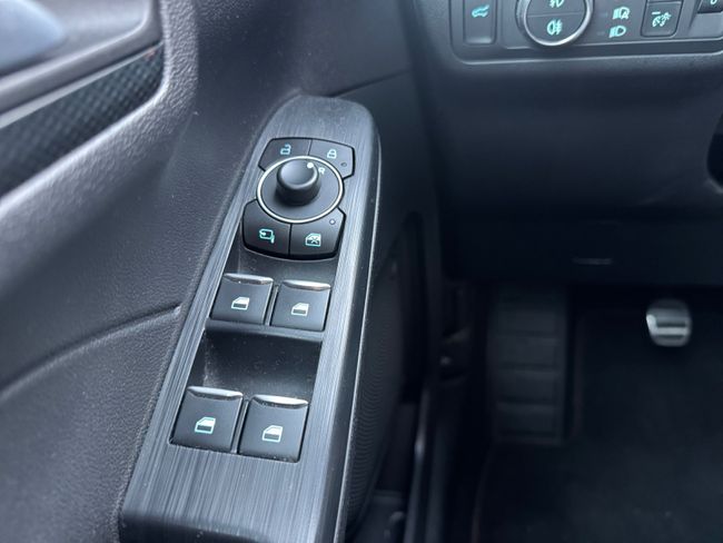 Ford Kuga ST-Line X 1.5T EcoBoost 110kW (150CV)  - Foto 17