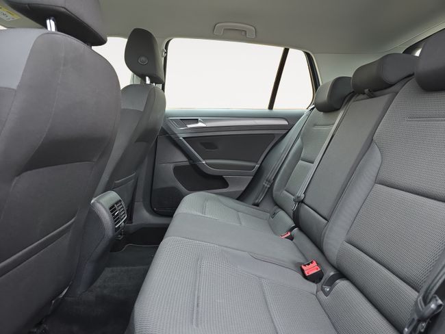 Volkswagen Golf e-Golf ePower 100 kW (136CV)  - Foto 14