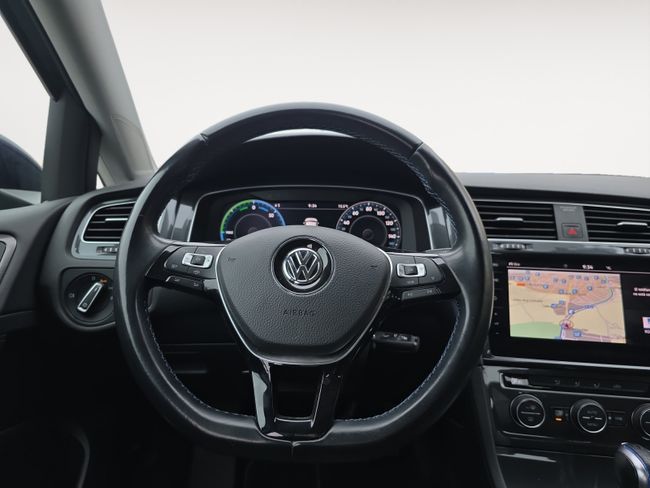 Volkswagen Golf e-Golf ePower 100 kW (136CV)  - Foto 12