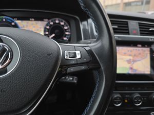 Volkswagen Golf e-Golf ePower 100 kW (136CV)  - Foto 31