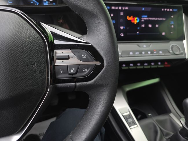 Peugeot 308 5P Active Pack PureTech 130 S&S MAN  - Foto 17