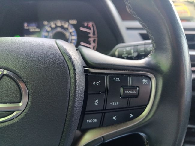 Lexus UX 2.0 250h Luxury  - Foto 17