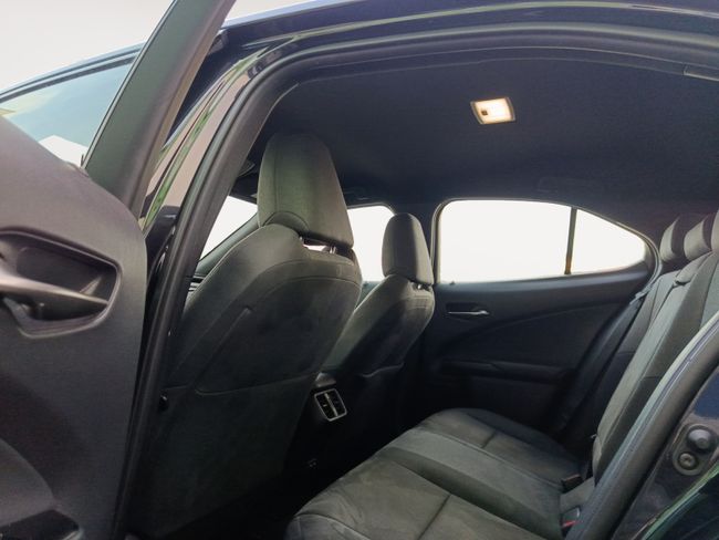 Lexus UX 2.0 250h Luxury  - Foto 11