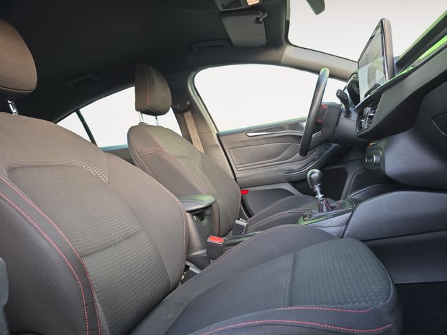 Ford Focus 1.0 Ecoboost MHEV 92kW ST-Line  - Foto 15