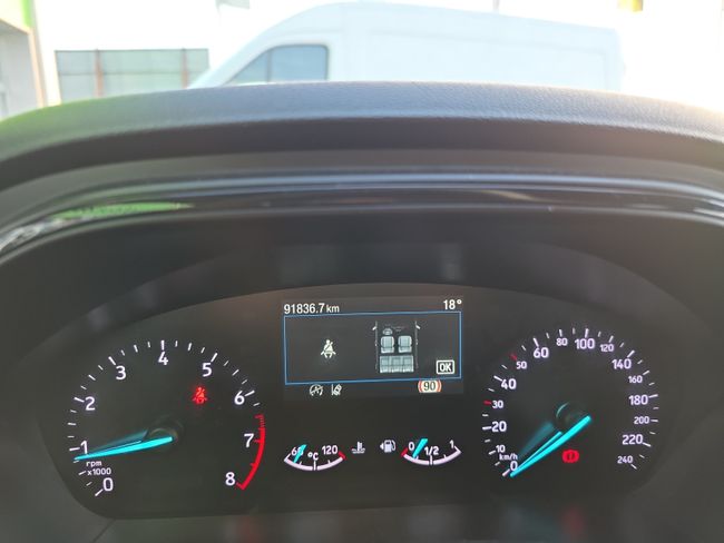 Ford Focus 1.0 Ecoboost MHEV 92kW ST-Line  - Foto 17