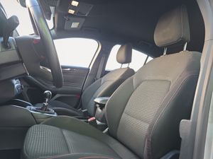 Ford Focus 1.0 Ecoboost MHEV 92kW ST-Line  - Foto 13