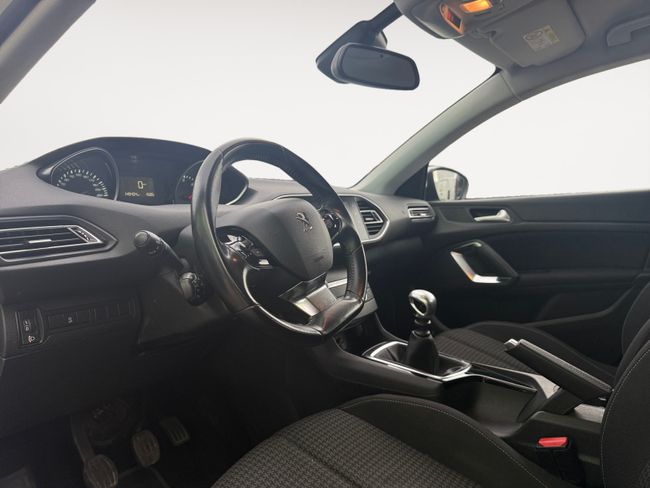 Peugeot 308 SW Access BlueHDI 75KW (100CV)  - Foto 8