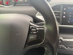 Peugeot 308 SW Access BlueHDI 75KW (100CV)  - Foto 33