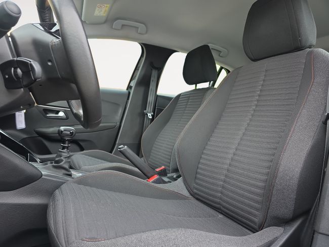 Peugeot 208 Active Puretech 100  - Foto 8
