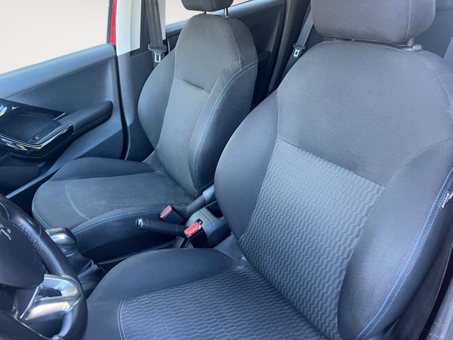 Peugeot 208 5P STYLE 1.6 BlueHDi 73KW (100CV)  - Foto 12