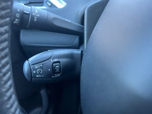 Peugeot 208 5P STYLE 1.6 BlueHDi 73KW (100CV)  - Foto 35