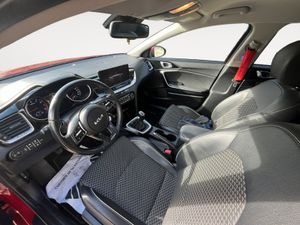 Kia Ceed 1.0 T-GDi 88kW (120CV) Tech  - Foto 13