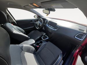 Kia Ceed 1.0 T-GDi 88kW (120CV) Tech  - Foto 27