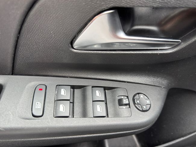 Opel Corsa 1.2T XHL 74kW (100CV) Edition  - Foto 16