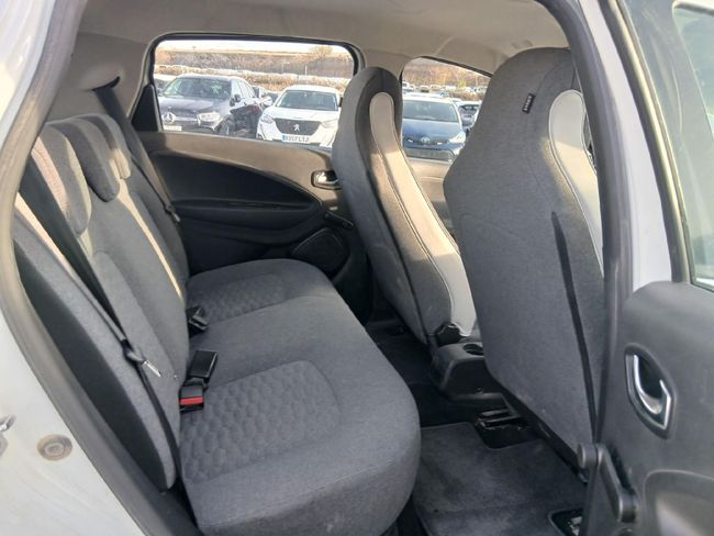 Renault Zoe Intens 80 kW R110 Batería 50kWh  - Foto 9