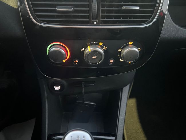 Renault Clio Limited TCe 55kW (75CV) -18  - Foto 18