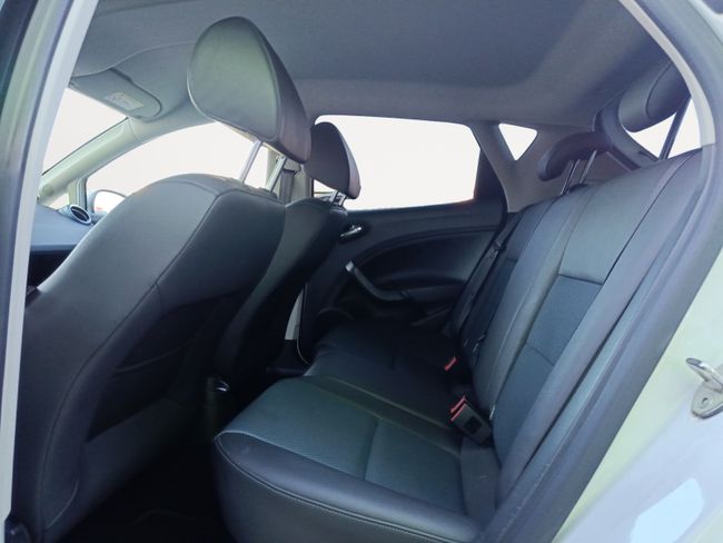 Seat Ibiza 1.4 TDI 90cv Reference Connect  - Foto 13