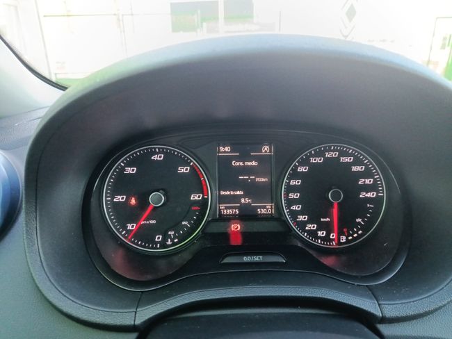 Seat Ibiza 1.4 TDI 90cv Reference Connect  - Foto 14