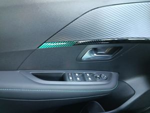 Peugeot 208 PureTech 73kW (100CV) EAT8 Allure Pack  - Foto 29