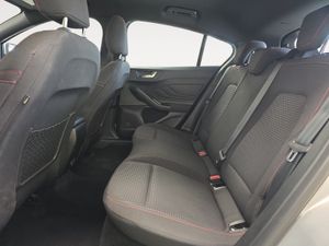 Ford Focus 1.0 Ecoboost MHEV 92kW ST-Line  - Foto 23