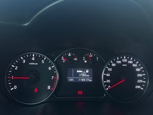 Kia Carens 1.6 GDi 99kW (135CV) Drive  - Foto 25