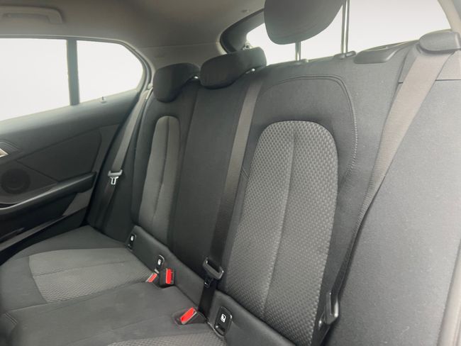 BMW Serie 1 116d Corporate Auto.  - Foto 12