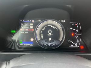 Lexus UX 2.0 250h Business  - Foto 35