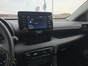 Toyota Yaris 1.5 120H Business Plus  - Foto 27