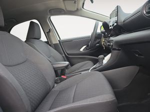 Toyota Yaris 1.5 120H Business Plus  - Foto 23