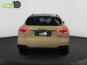 Maserati Levante Diesel 3.0 V6 turbo 202 kW (275 CV)  - Foto 11