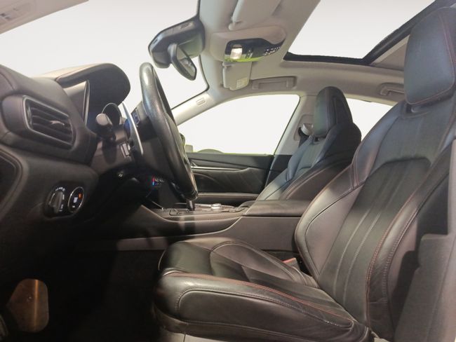 Maserati Levante Diesel 3.0 V6 turbo 202 kW (275 CV)  - Foto 8