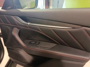 Maserati Levante Diesel 3.0 V6 turbo 202 kW (275 CV)  - Foto 25