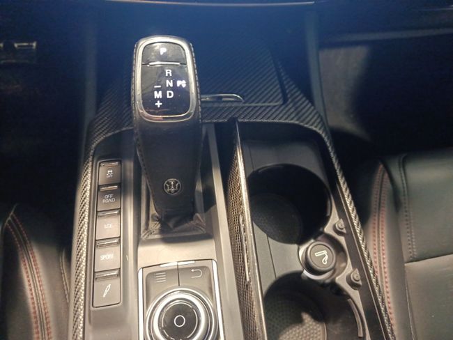 Maserati Levante Diesel 3.0 V6 turbo 202 kW (275 CV)  - Foto 22