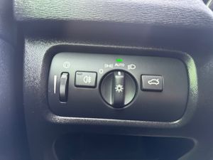 Volvo V40 2.0 D2 R-Design Momentum  - Foto 31