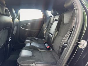 Volvo V40 2.0 D2 R-Design Momentum  - Foto 21