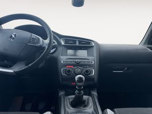 DS DS 4 1.6 BlueHDi 88kW (120CV) Desire  - Foto 17