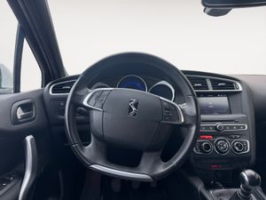 DS DS 4 1.6 BlueHDi 88kW (120CV) Desire  - Foto 19
