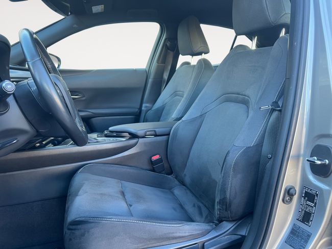 Lexus UX 2.0 250h Business  - Foto 8