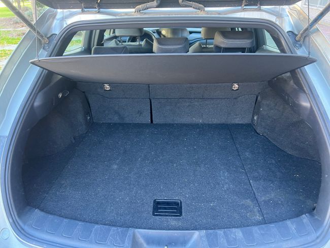 Lexus UX 2.0 250h Business  - Foto 15