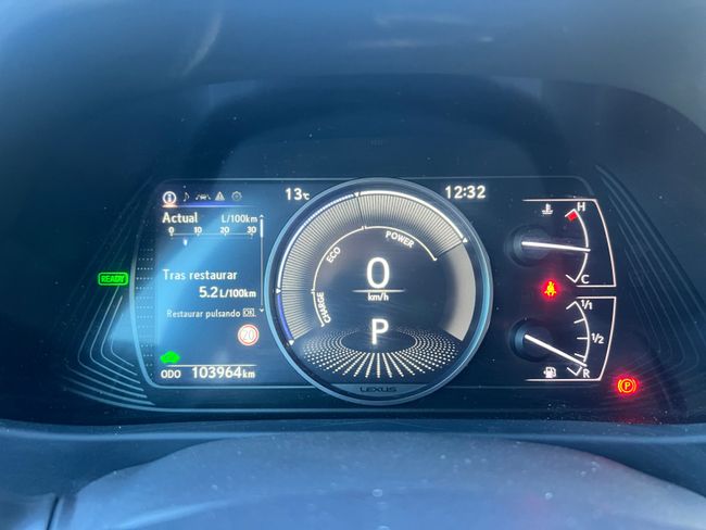 Lexus UX 2.0 250h Business  - Foto 14