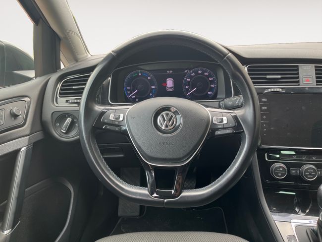 Volkswagen Golf e-Golf ePower 100 kW (136CV)  - Foto 13