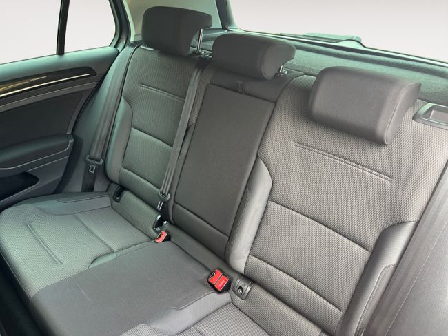 Volkswagen Golf e-Golf ePower 100 kW (136CV)  - Foto 14