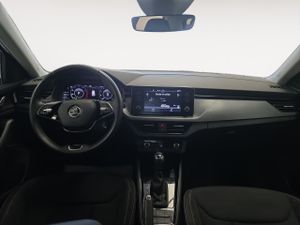 Skoda Kamiq 1.0 TSI 81kW (110CV) DSG Ambition  - Foto 13